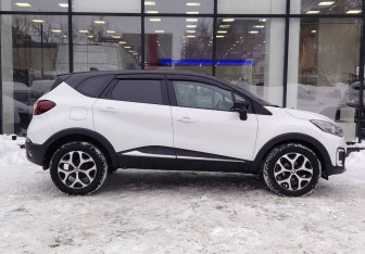 Подержанный автомобиль Renault Kaptur 2021 года (4 фото)