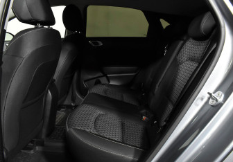 Подержанный автомобиль Kia Ceed Hatchback 2020 года (16 фото)