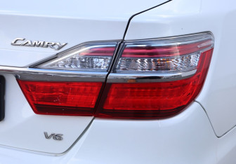 Подержанный автомобиль Toyota Camry Sedan 2016 года (24 фото)
