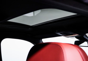 Подержанный автомобиль BMW X6 2016 года (18 фото)