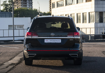 Подержанный автомобиль Volkswagen Teramont 2021 года (6 фото)