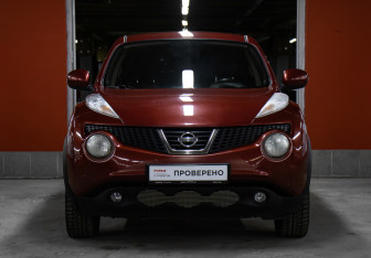 Подержанный автомобиль Nissan Juke 2012 года (2 фото)
