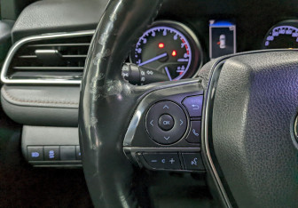 Подержанный автомобиль Toyota Camry Sedan 2019 года (27 фото)