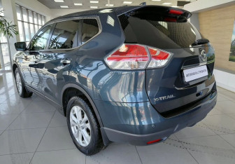 Подержанный автомобиль Nissan X-Trail 2017 года (6 фото)