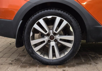 Подержанный автомобиль LADA (ВАЗ) Vesta Wagon 2018 года (14 фото)