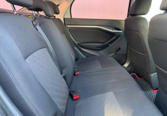 Подержанный автомобиль LADA (ВАЗ) Vesta Sedan 2017 года (11 фото)