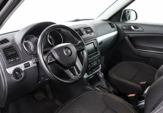 Подержанный автомобиль Skoda Yeti 2016 года (9 фото)