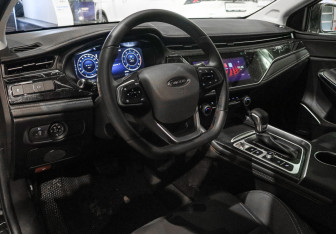 Подержанный автомобиль Omoda S5 2024 года (12 фото)