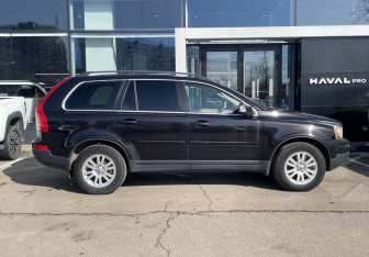 Подержанный автомобиль Volvo XC90 2008 года (4 фото)