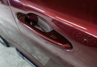 Подержанный автомобиль Toyota Highlander 2014 года (18 фото)
