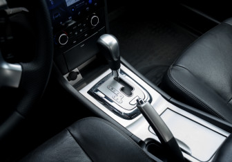 Подержанный автомобиль Chevrolet Epica 2011 года (23 фото)