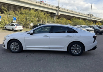 Новый Kia K5 2026 (7 фото)
