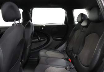 Подержанный автомобиль MINI Countryman 2011 года (10 фото)