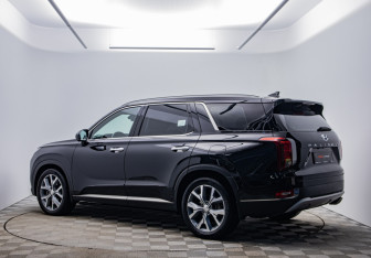 Подержанный автомобиль Hyundai Palisade 2019 года (7 фото)