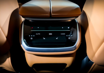 Подержанный автомобиль Wey 07 2024 года (29 фото)