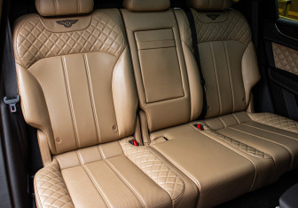 Подержанный автомобиль Bentley Bentayga 2016 года (8 фото)