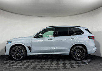 Новый BMW X5 M 2025 (5 фото)