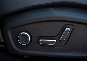 Новый Geely Atlas 2025 (18 фото)