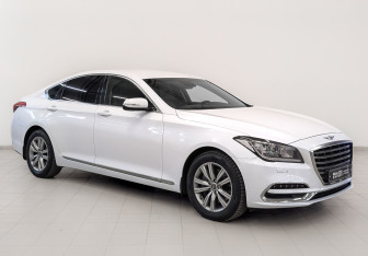 Подержанный автомобиль Genesis G80 2017 года (3 фото)