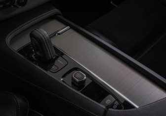 Подержанный автомобиль Volvo XC90 2021 года (17 фото)