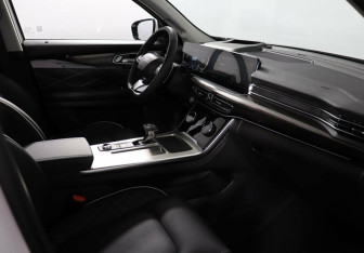 Подержанный автомобиль Exeed VX 2022 года (4 фото)