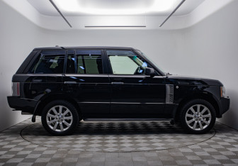 Подержанный автомобиль Land Rover Range Rover 2007 года (6 фото)