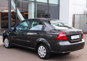 Подержанный автомобиль Ravon Nexia R3 2017 года (6 фото)