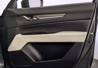 Подержанный автомобиль Mazda CX-5 2019 года (25 фото)