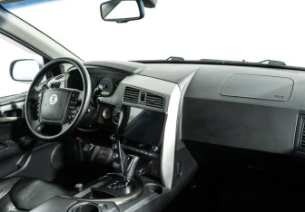 Подержанный автомобиль SsangYong Kyron 2014 года (5 фото)