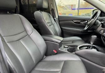 Подержанный автомобиль Nissan X-Trail 2021 года (10 фото)