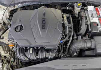 Подержанный автомобиль Kia K5 2021 года (9 фото)