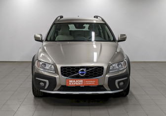 Подержанный автомобиль Volvo XC70 2014 года (2 фото)