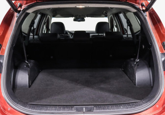 Подержанный автомобиль Hyundai Santa Fe 2018 года (19 фото)