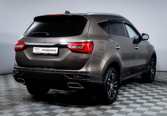 Подержанный автомобиль DongFeng 580 2021 года (5 фото)