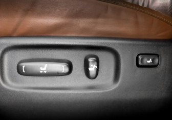 Подержанный автомобиль Toyota Land Cruiser Suv 2017 года (21 фото)