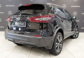 Подержанный автомобиль Nissan Qashqai 2021 года (5 фото)