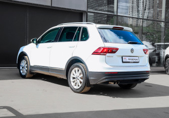 Подержанный автомобиль Volkswagen Tiguan 2017 года (6 фото)