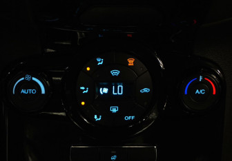 Подержанный автомобиль Ford Fiesta Hatchback 2018 года (16 фото)