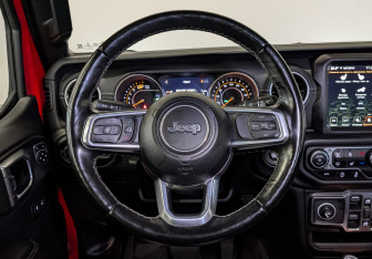 Подержанный автомобиль Jeep Wrangler 2021 года (22 фото)