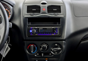 Подержанный автомобиль LADA (ВАЗ) Granta Sedan 2023 года (15 фото)