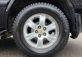 Подержанный автомобиль Toyota Highlander 2003 года (20 фото)