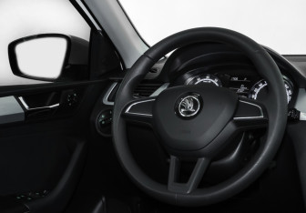 Подержанный автомобиль Skoda Rapid Liftback 2019 года (15 фото)