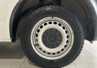 Подержанный автомобиль Volkswagen Caravelle 2019 года (19 фото)