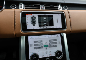 Подержанный автомобиль Land Rover Range Rover 2018 года (19 фото)
