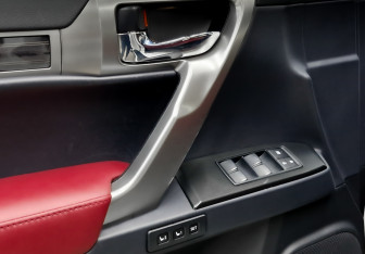 Подержанный автомобиль Lexus GX 2022 года (20 фото)