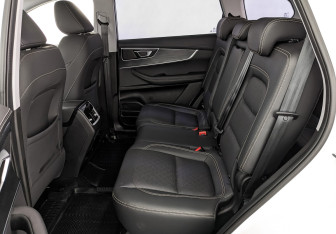 Подержанный автомобиль Chery Tiggo 8 2023 года (26 фото)