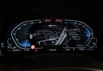 Подержанный автомобиль BMW X5 2022 года (16 фото)