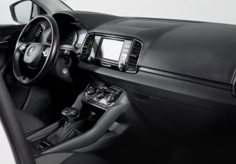 Подержанный автомобиль Skoda Karoq 2020 года (9 фото)