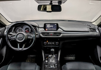 Подержанный автомобиль Mazda 6 Sedan 2016 года (14 фото)