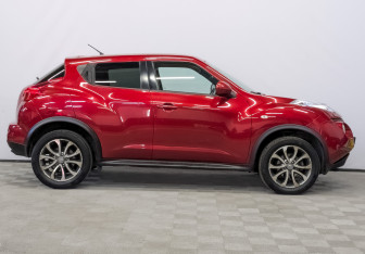 Подержанный автомобиль Nissan Juke 2014 года (4 фото)